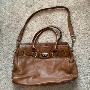 Michael Kors brown leather purse. Great condition